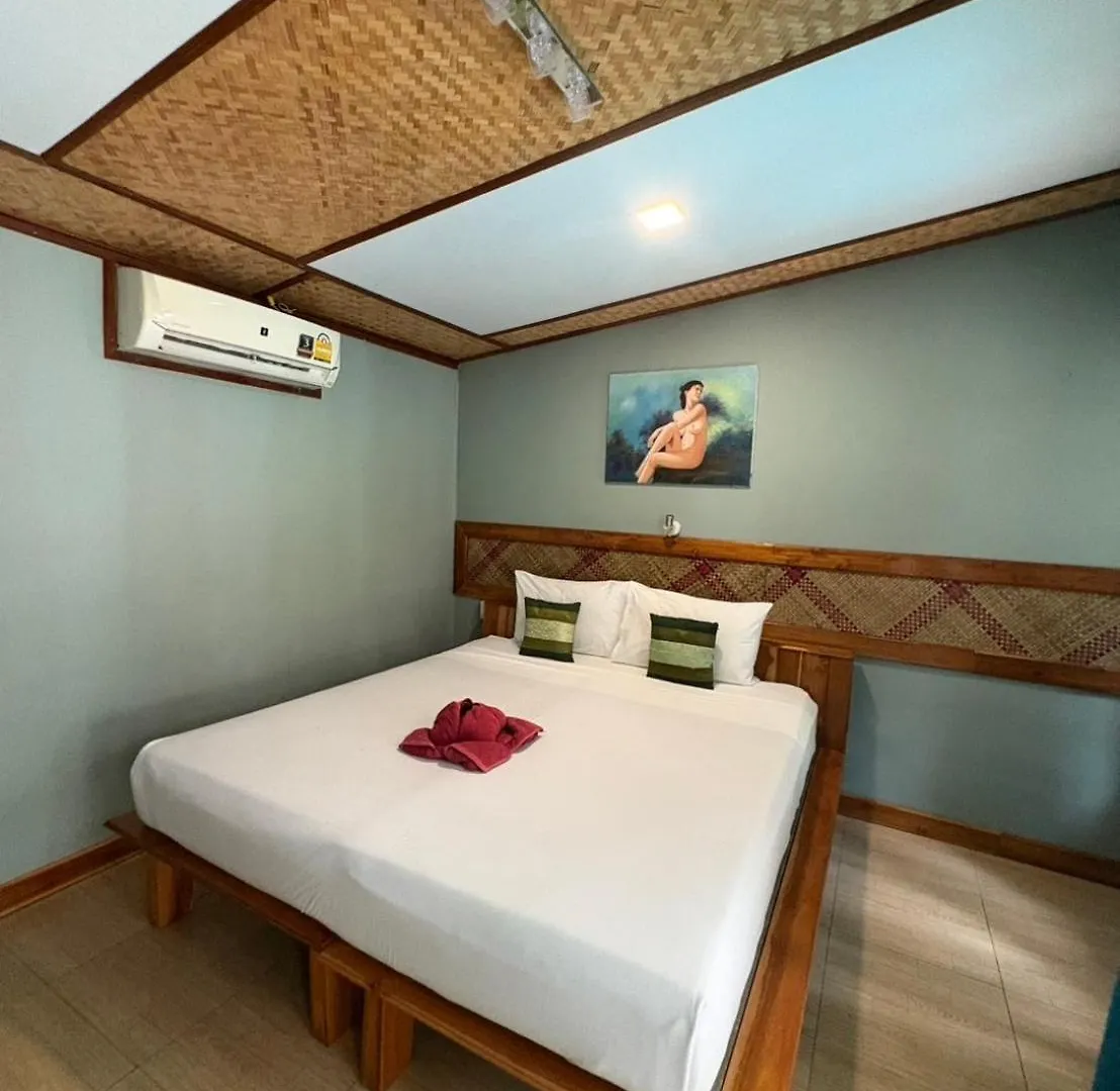 Phi Phi Ingphu Viewpoint Hotel