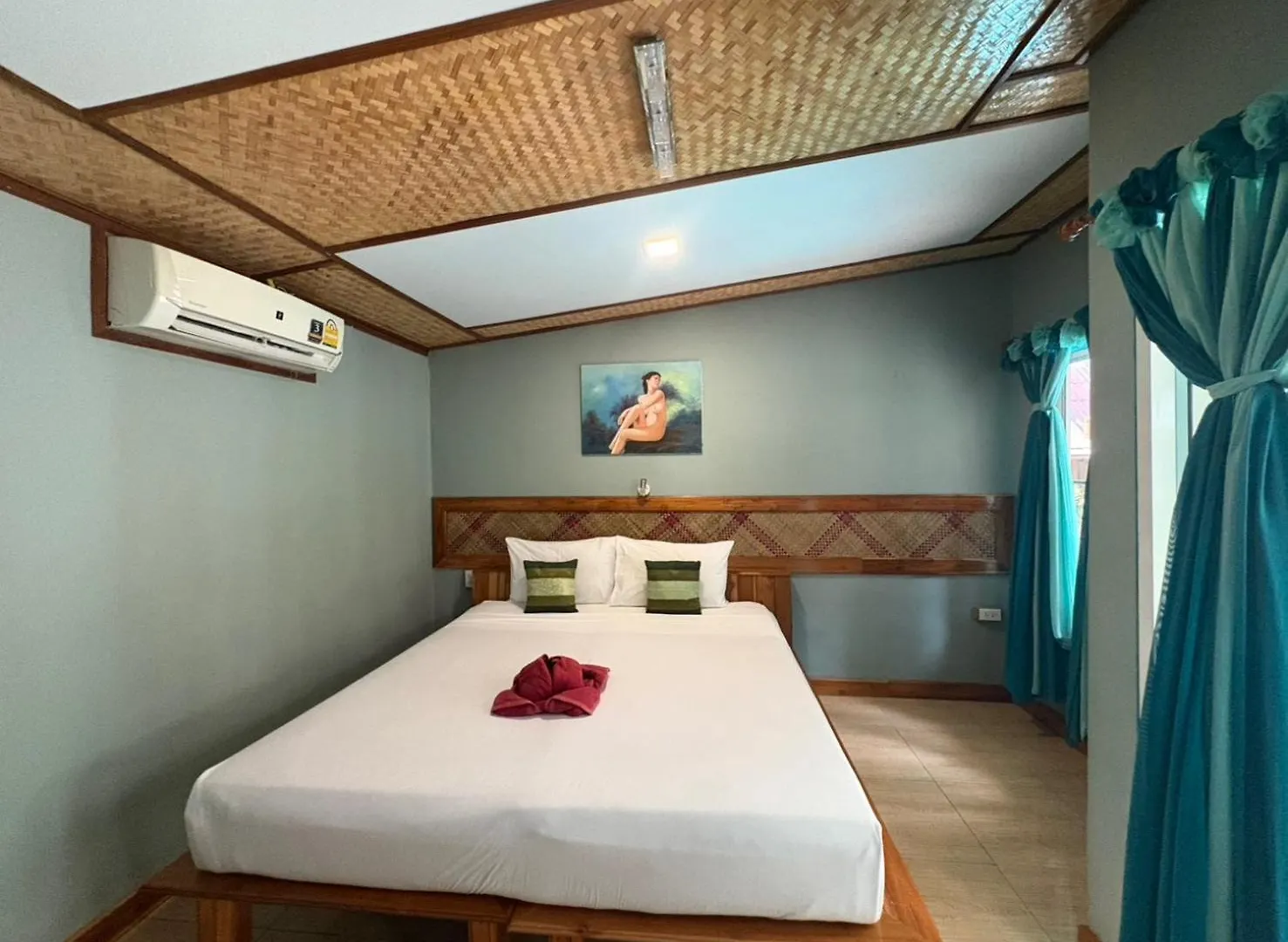 Phi Phi Ingphu Viewpoint Hotel